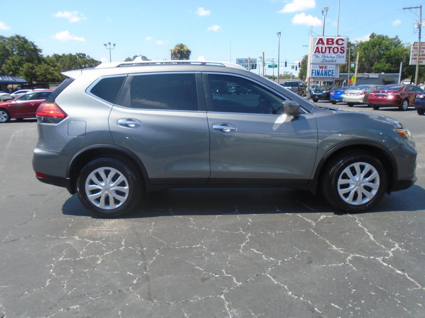 2017 Nissan Rogue (5N1AT2MT9HC) , located at 6112 N Florida Avenue, Tampa, FL, 33604, (888) 521-5131, 27.954929, -82.459534 - Photo#2